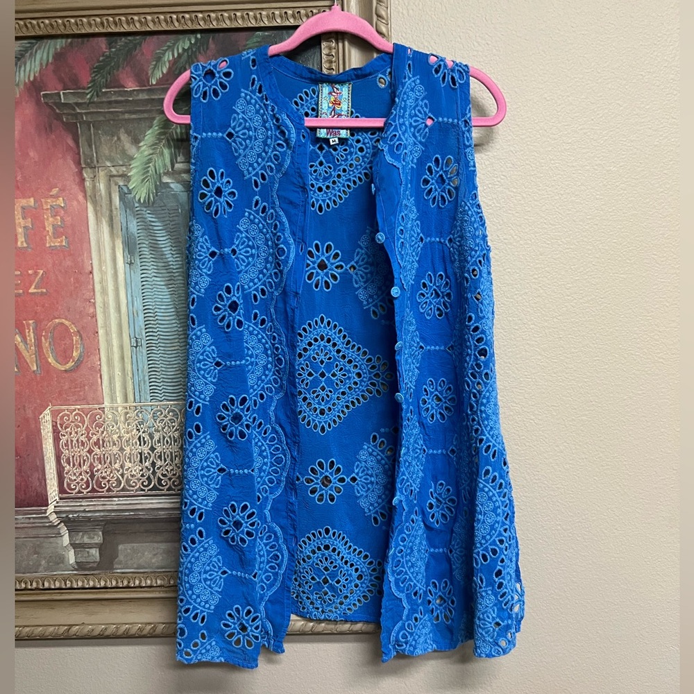 🌺 Johnny Was Blue Sleeveless Eyelet Tunic